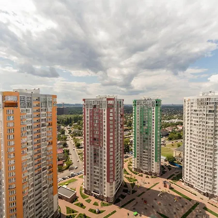 Dayflat On The Left Bank